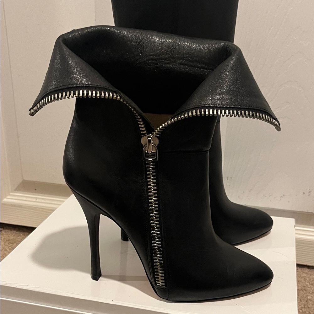 JEAN-MICHEL CAZABAT Zipper boots - Picture 2 of 15